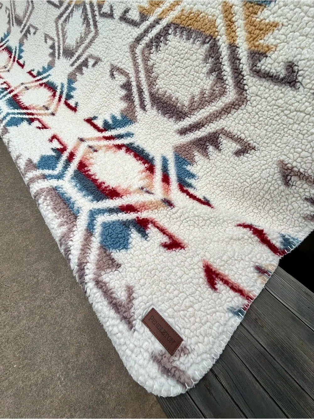 Pendleton Cream Sherpa Fleece Blanket “White Sands”